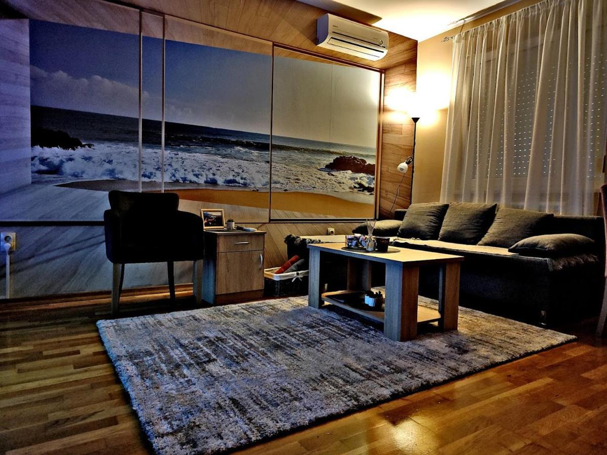 Apartman Espresso Sa Parkingom Сремська Митровиця Екстер'єр фото