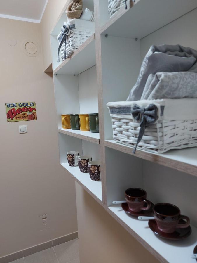 Apartman Espresso Sa Parkingom Сремська Митровиця Екстер'єр фото