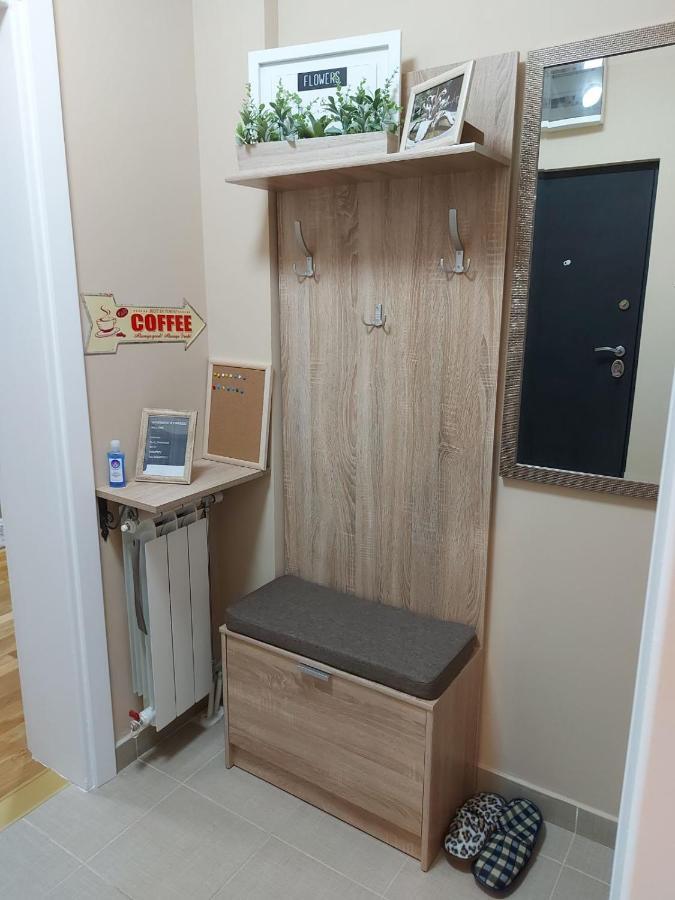 Apartman Espresso Sa Parkingom Сремська Митровиця Екстер'єр фото